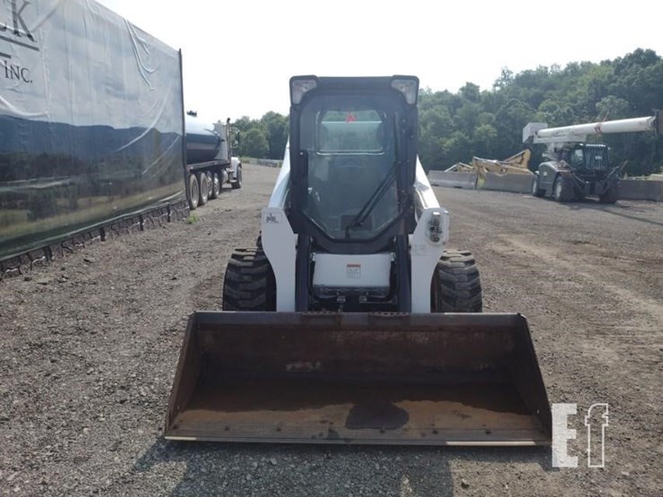 2022-bobcat-s740-image-2