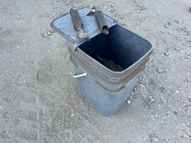 springs-for-12-row-white-planter-image-1