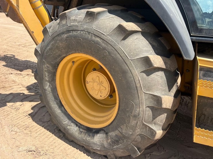 2012-deere-410k-image-28