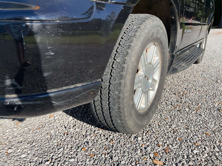2002-lincoln-navigator-image-10