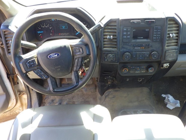 2016-ford-f150-image-8