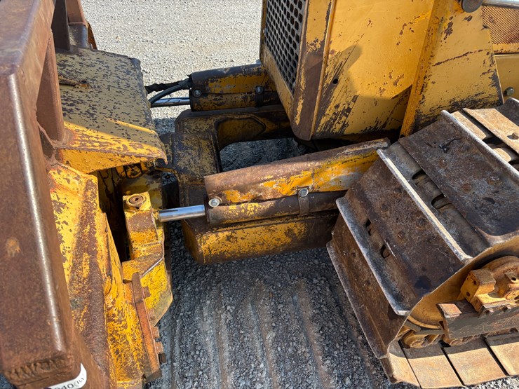 john-deere-450e-image-13
