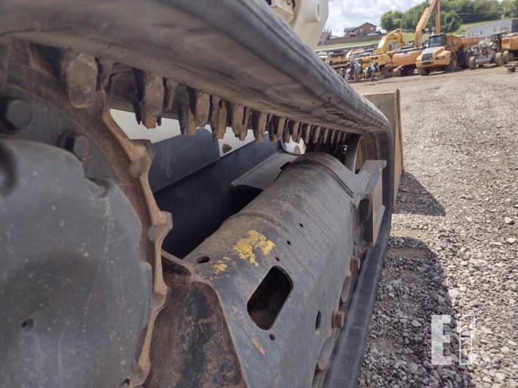 2018-bobcat-t595-image-32