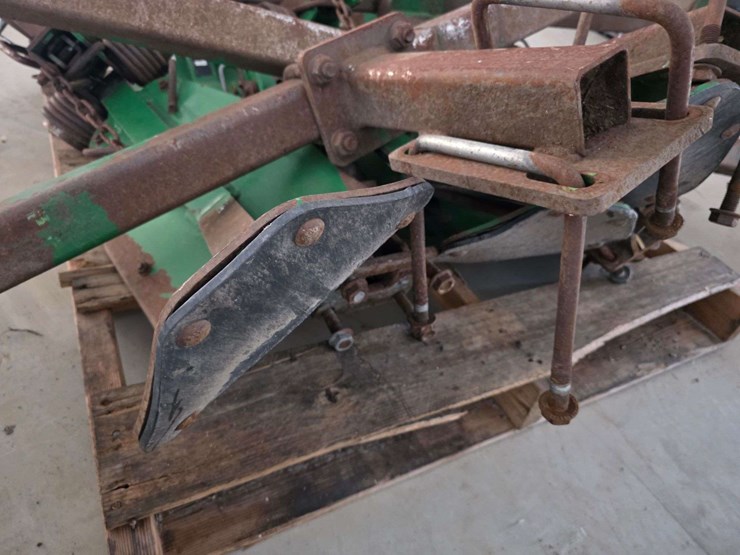 (6)-lankota-stalk-stompers-with-bracket-image-8