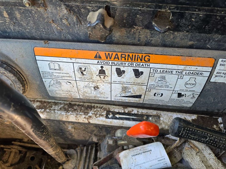 2008-bobcat-s185-image-40