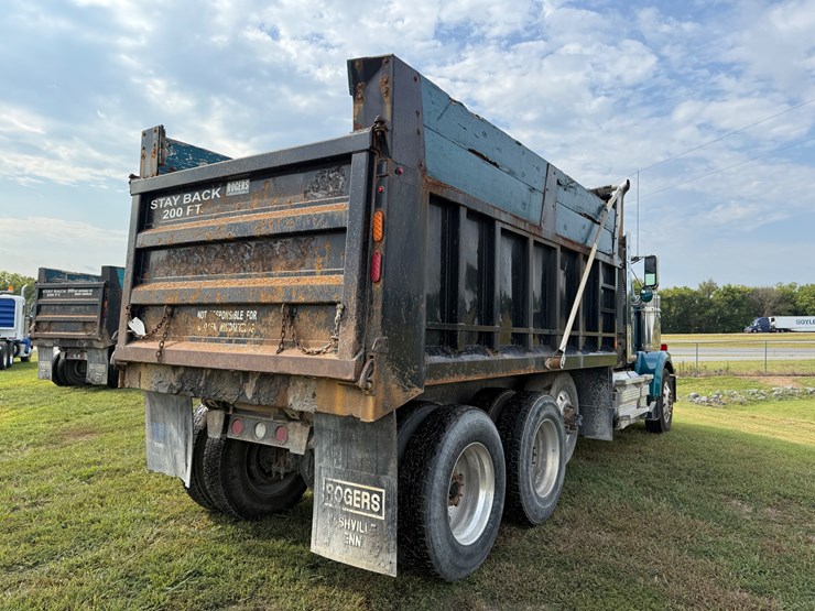 western-star-4900-image-4