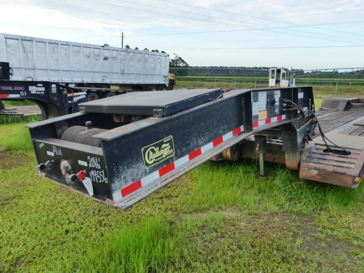 2016-witzco-rg-35-rgn-lowboy-trailer-image-2