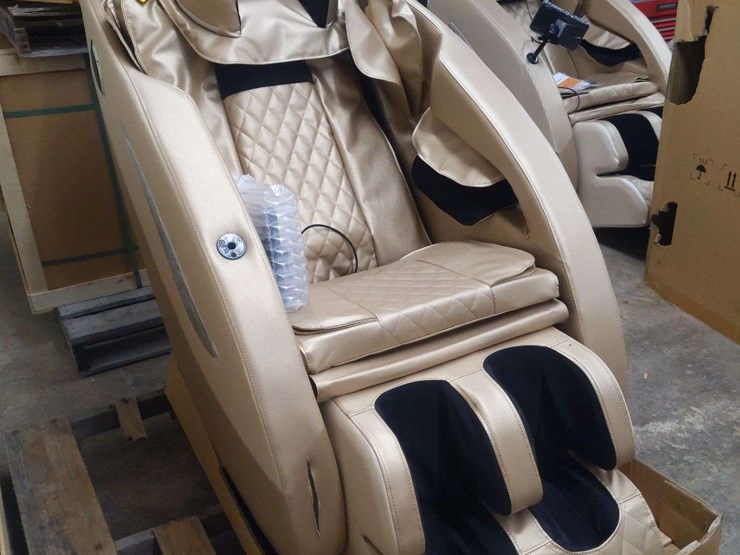 unused-massage-chair-(damaged)-image-4