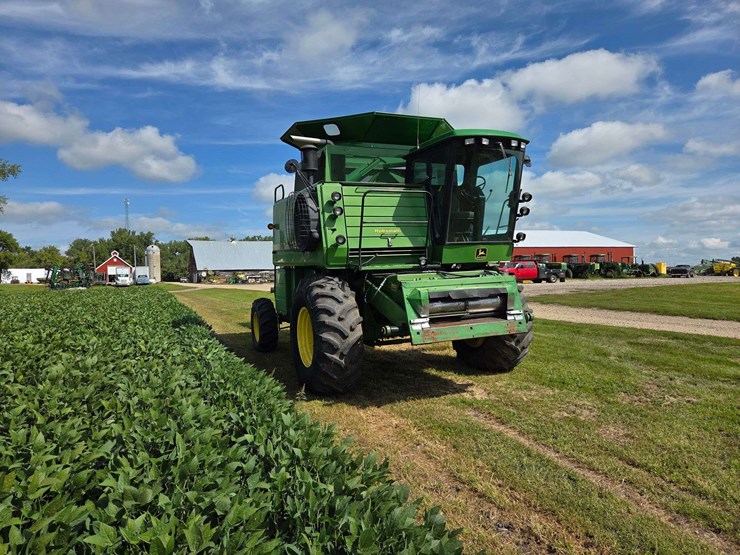 john-deere-7720-image-11