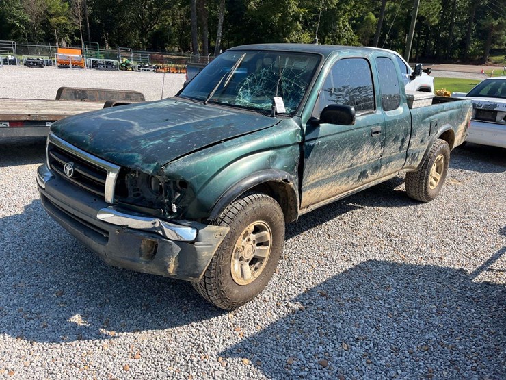 1999-toyota-tacoma-image-2
