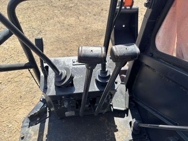 kubota-sr25-hydraulic-excavator-image-25