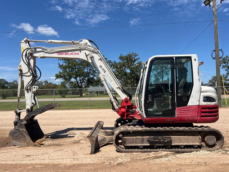 2015-takeuchi-tb290-image-1