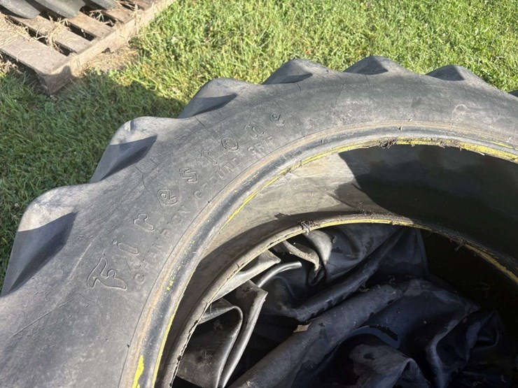 (2)-firestone-13.6-38-tires,-6-ply,-with-tubes-image-5