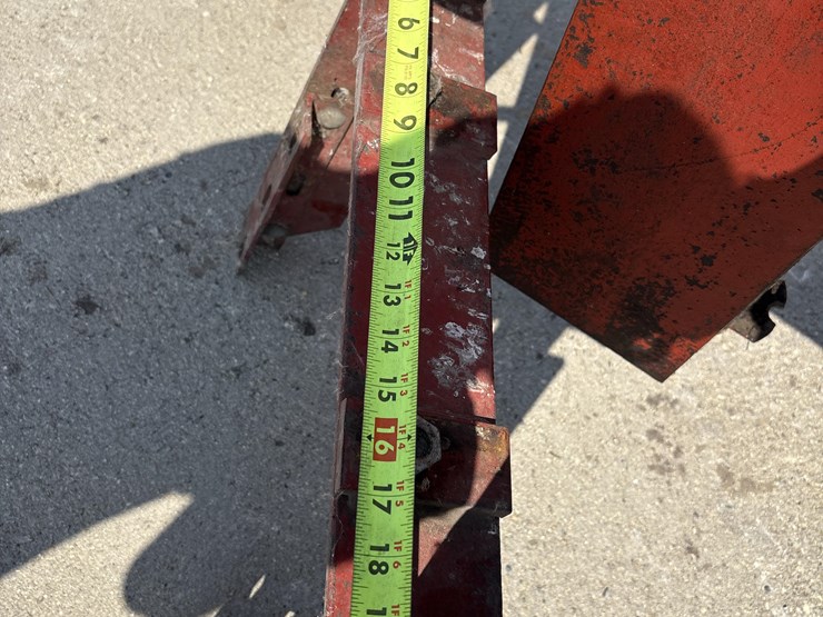 shaver-hydraulic-post-pounder-image-16