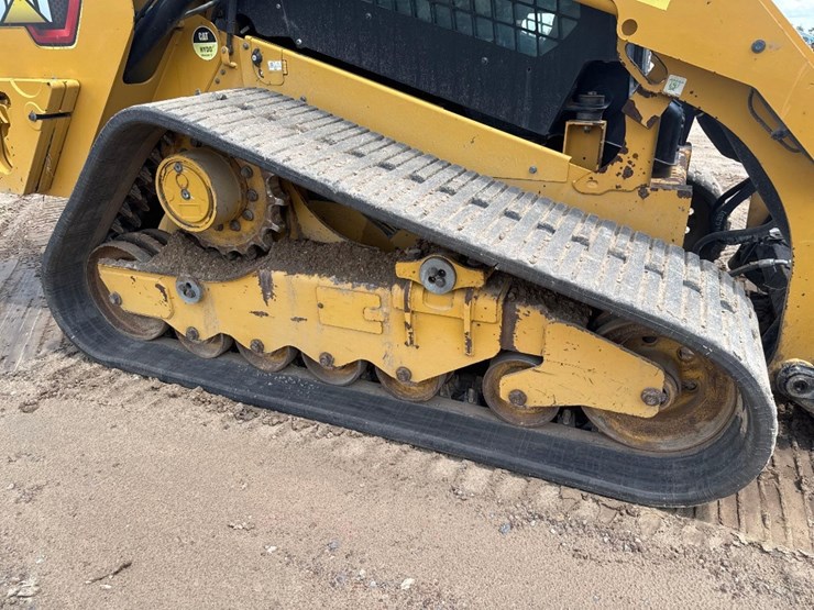 2021-caterpillar-289d3-image-10