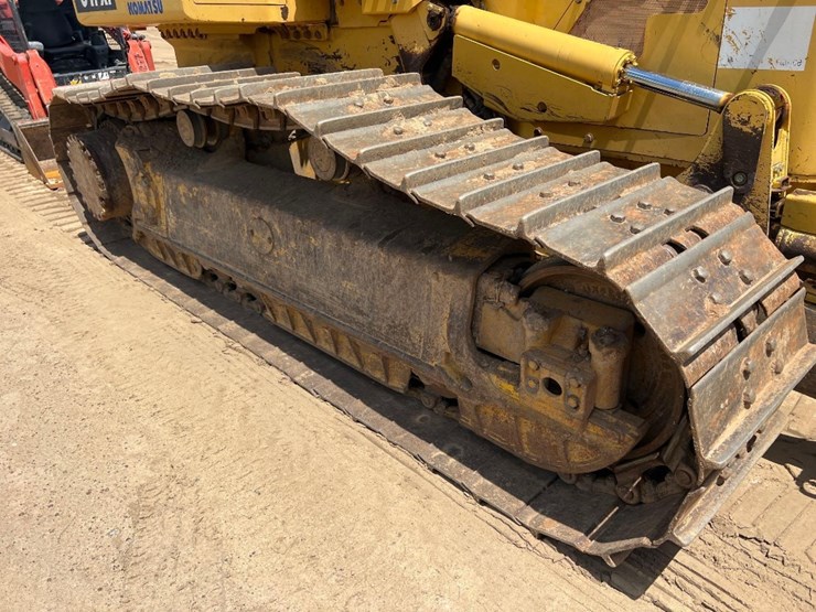 2016-komatsu-d61pxi-23-image-19