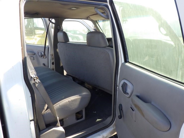 1998-chevrolet-3500-image-9