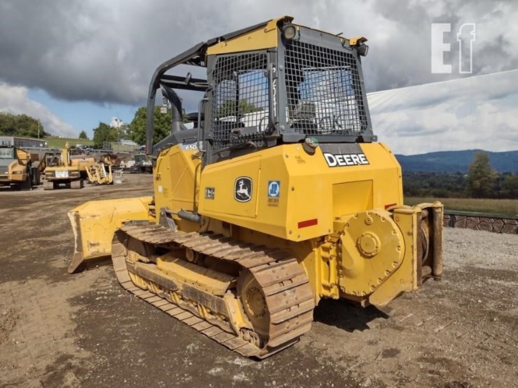 deere-650k-xlt-image-50