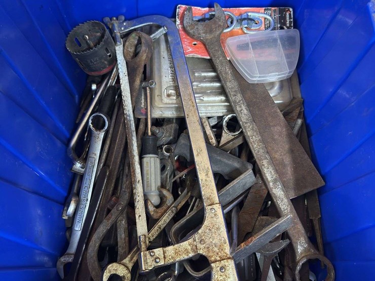 box-of-hand-tools-image-2