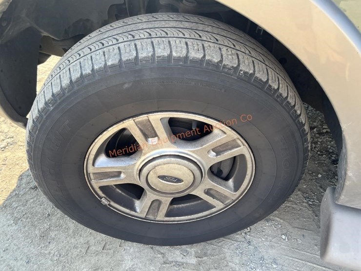 2003-ford-explorer-eddie-bauer-image-9