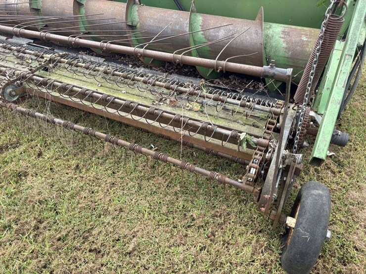 john-deere-224-image-16