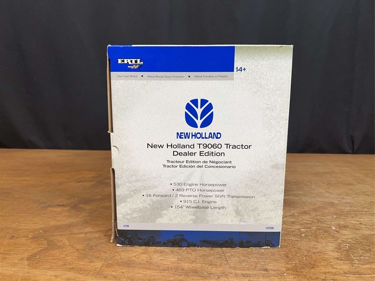 1/16-new-holland-t9060-dealer-edition-nib-ertl-image-4