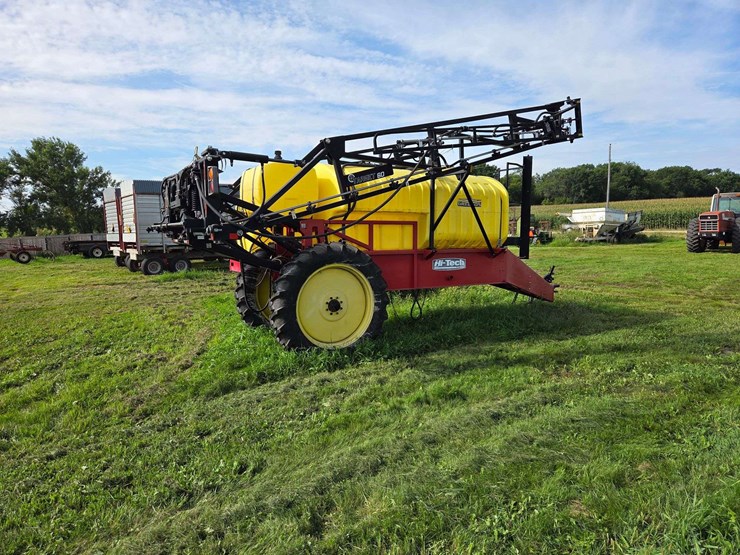 gregson-sprayer,-60’-boom,-adjustable-axles,-1000-gallon-tank,-100-gallon-rinse-tank,-12.4-x-38”-tir-image-5