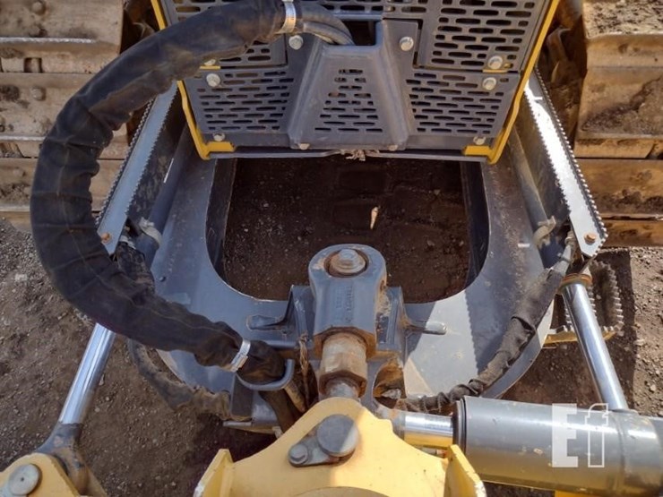 deere-650k-xlt-image-17