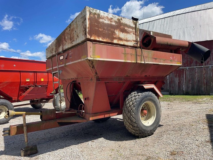 ez-flow-475w-grain-cart-image-1