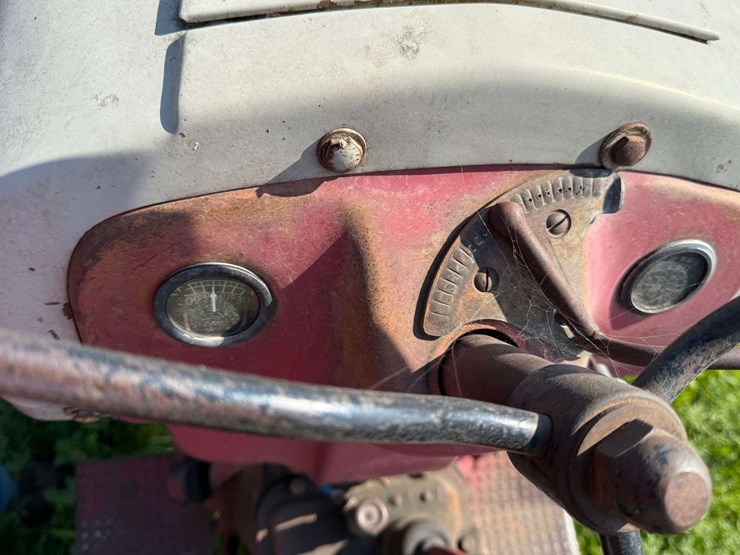 ford-8n-image-13