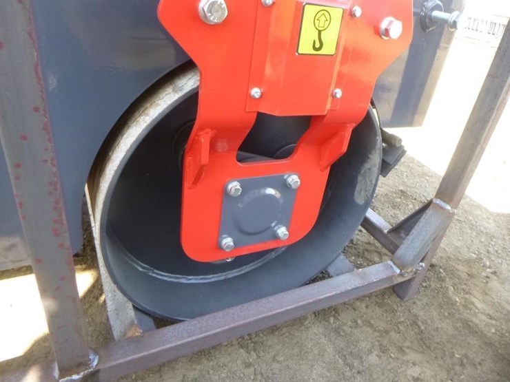2025-sdlool-sl1000-tandem-vibratory-roller-image-11
