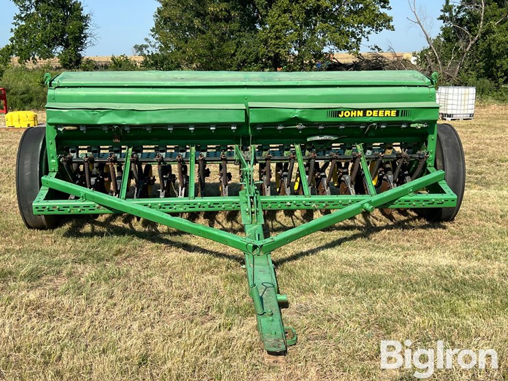 john-deere-450-image-2