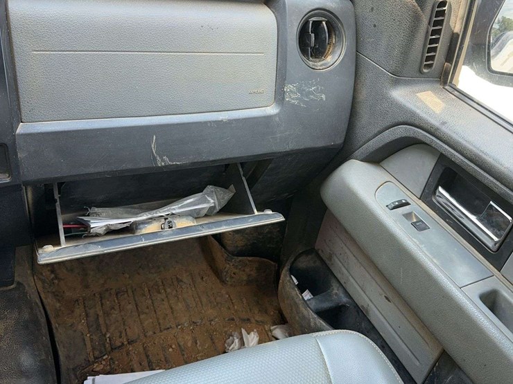 2014-ford-f150-image-15
