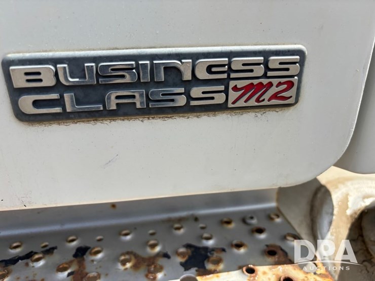 2006-freightliner-business-class-(dr12083)-image-23