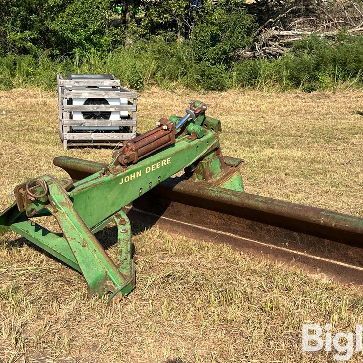 JOHN DEERE 115