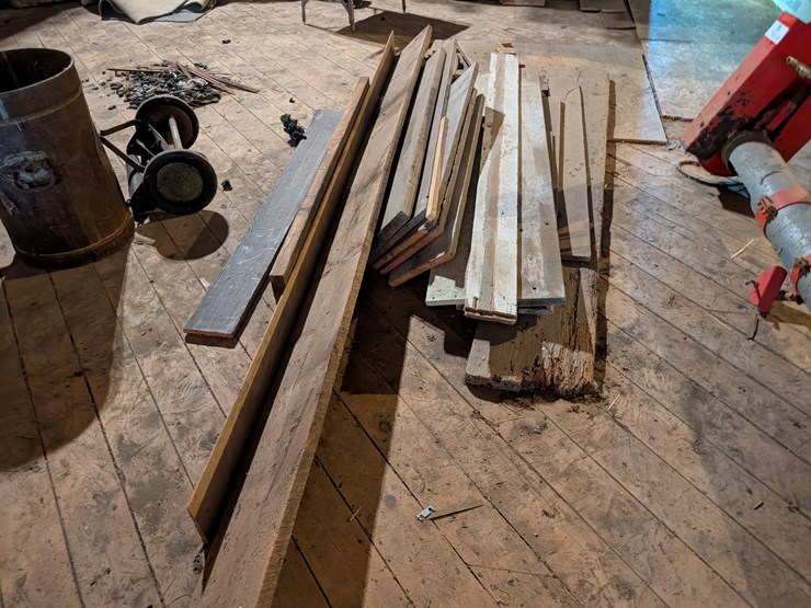 #3054-•-lumber-image-8