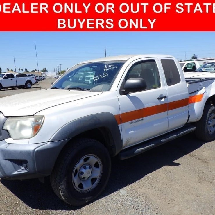 2014 TOYOTA TACOMA