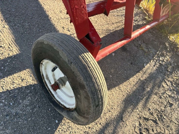 van-dale-liquid-manure-pump,-hydraulic,-self-priming,-540-pto,-on-2-wheel-cart,-15’x6”-suction-hose,-image-14