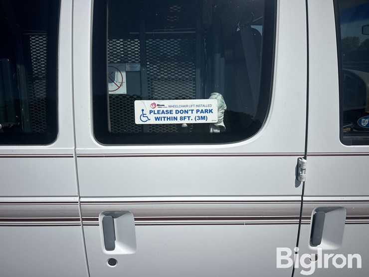 1996-ford-e150-image-18