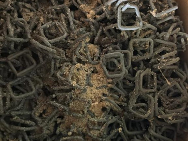 #142-•-skid-of-plastic-banding-and-clips-image-5