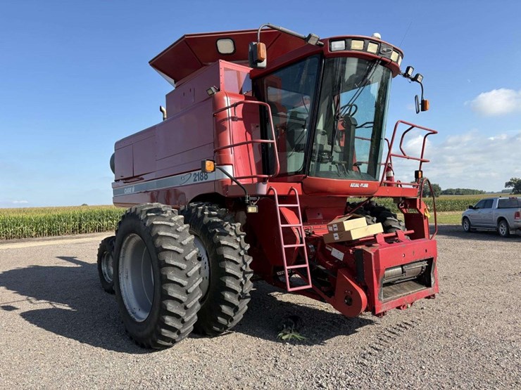 1996-case-ih-2188-image-3