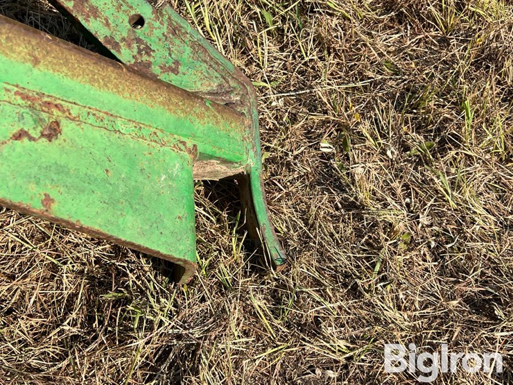john-deere-115-image-10