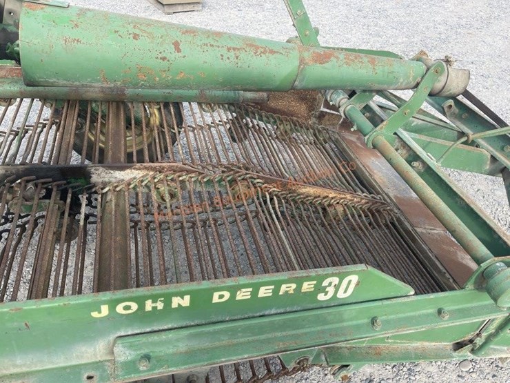 john-deere-30-image-16