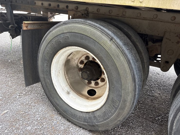 1990-axle-great-dane-tandem-image-7