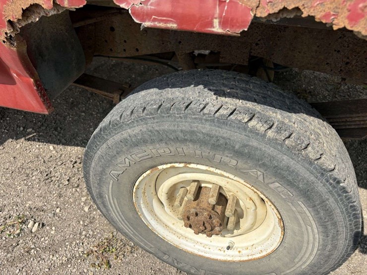 1984-ford-f250-image-8