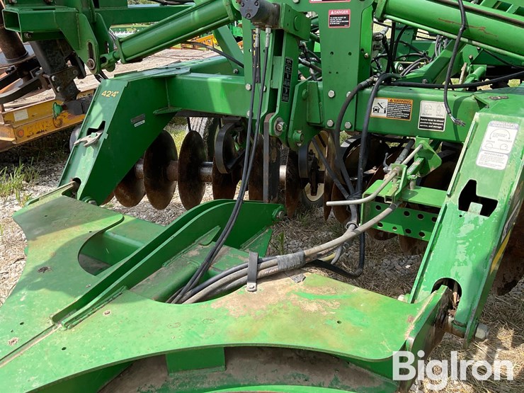 2008-john-deere-637-image-11