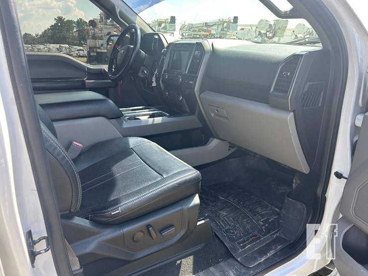 2019-ford-f150-image-38