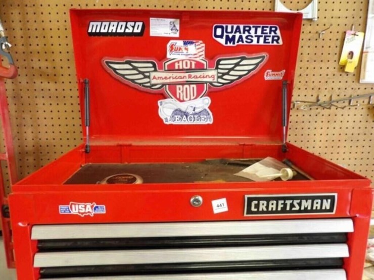 2-piece-craftsman-rolling-tool-chest-image-4