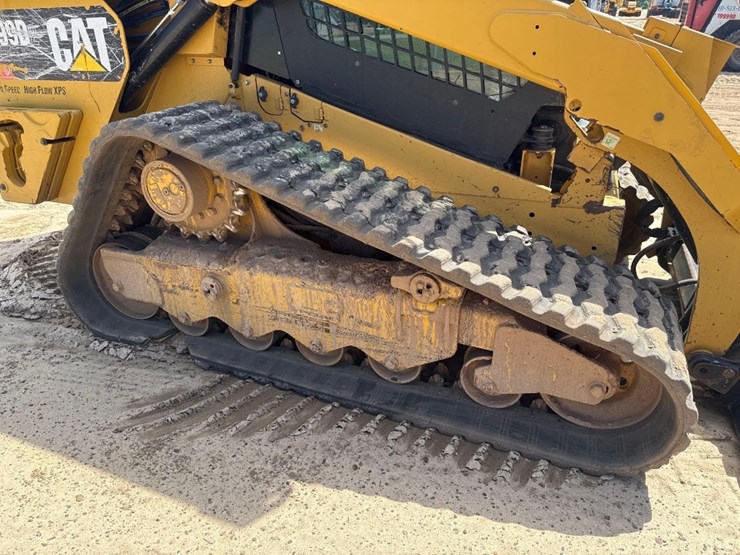 2018-caterpillar-299d2-image-13