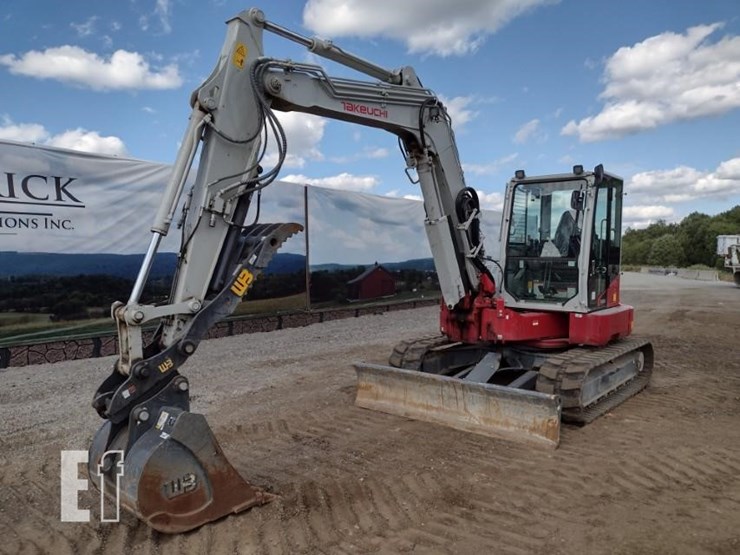 2023-takeuchi-tb280fr-image-45